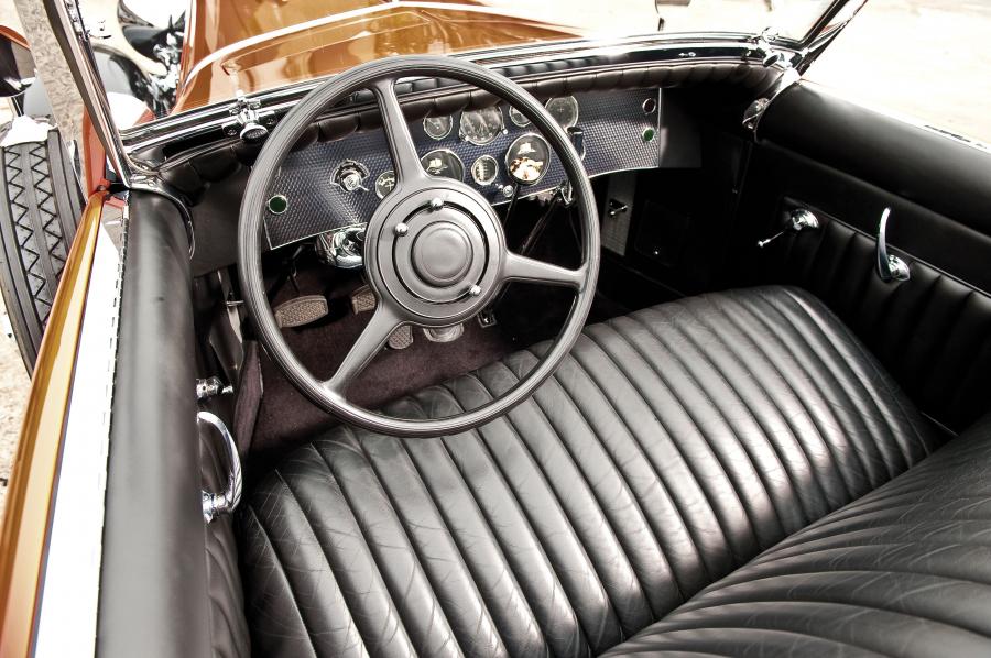  Duesenberg J521/2550 Riviera Phaeton by Brunn 1934 года  (фото 31 из 34)